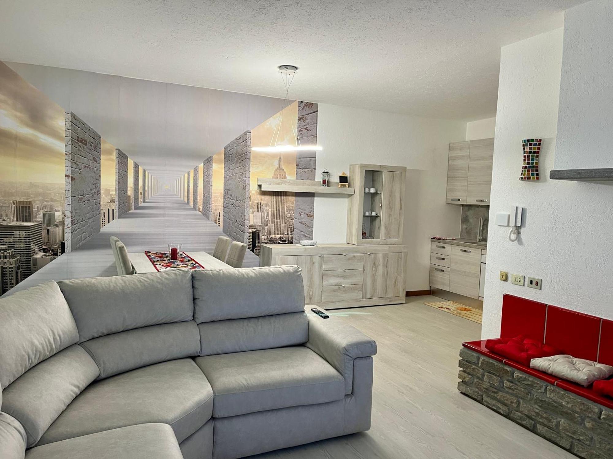 Lukas Home Con Il Cuore Appartamento 3 Camere Al Piano Terra E Appartamento 1 Camera In Taverna Мероне Экстерьер фото